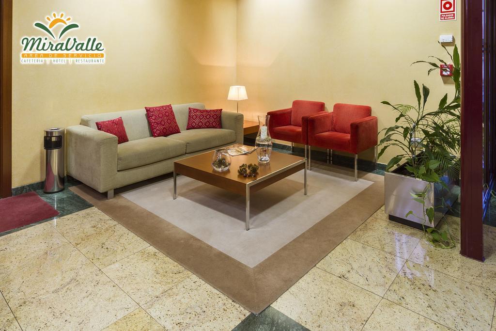 אורנסה Hotel Miravalle מראה חיצוני תמונה