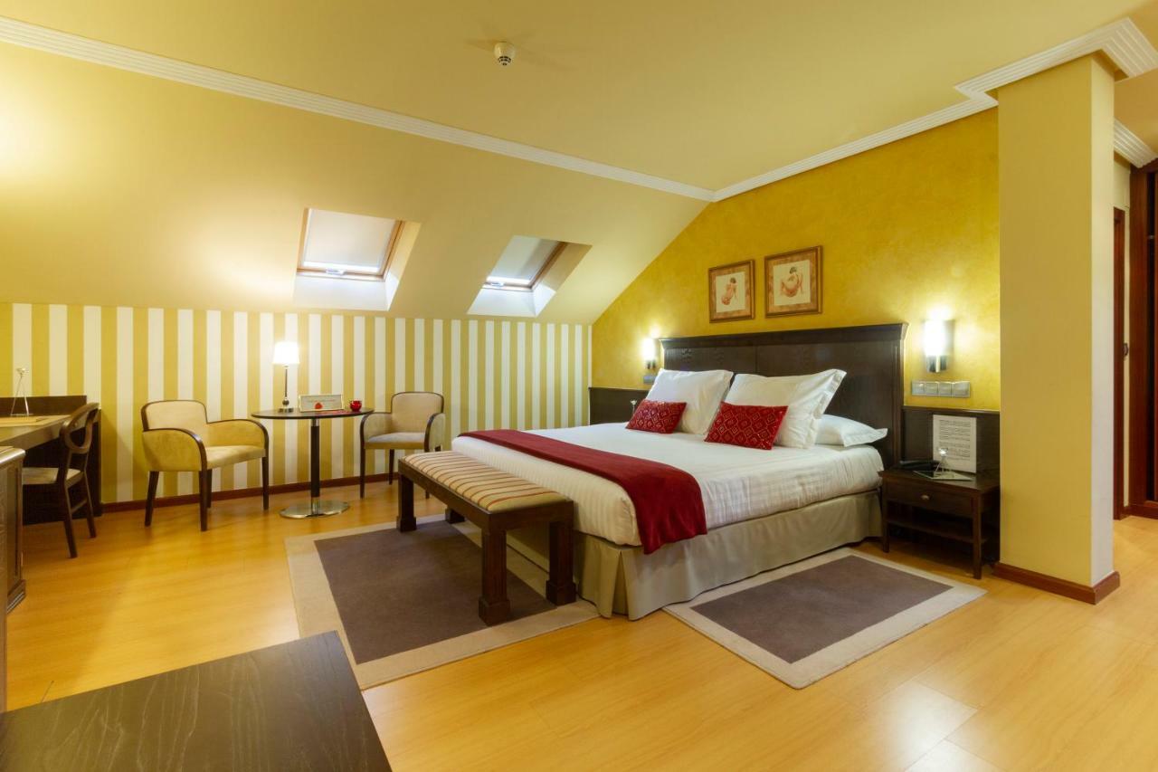 אורנסה Hotel Miravalle מראה חיצוני תמונה
