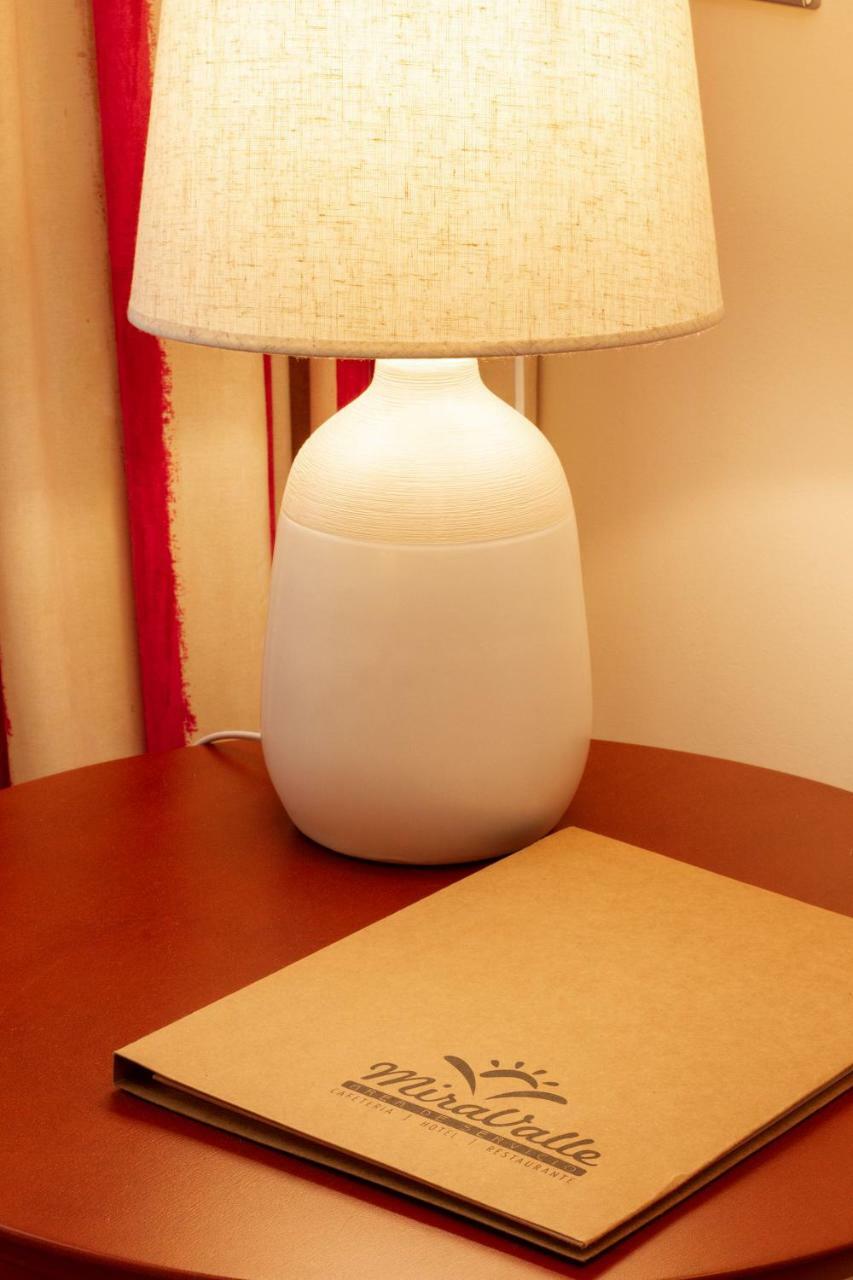 אורנסה Hotel Miravalle מראה חיצוני תמונה