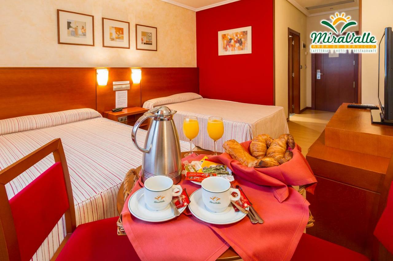 אורנסה Hotel Miravalle מראה חיצוני תמונה