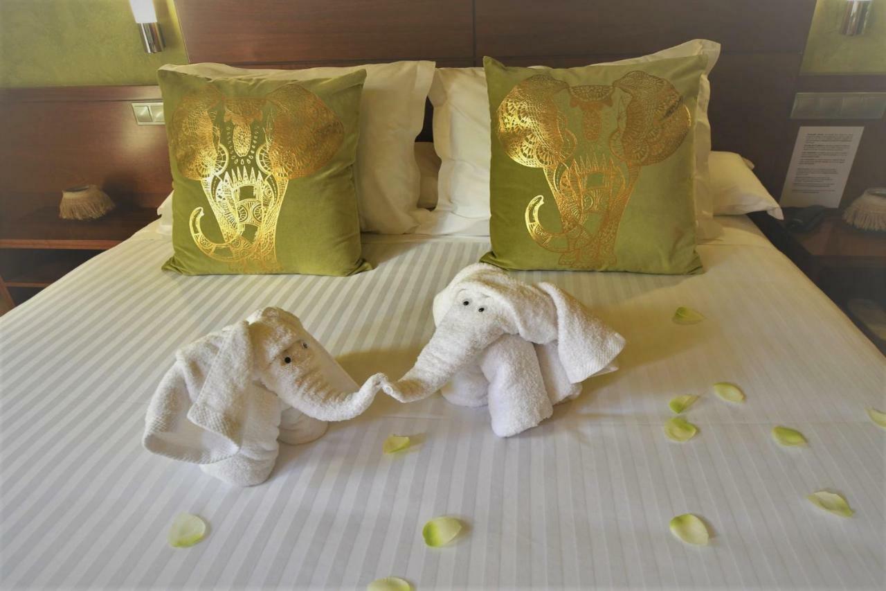 אורנסה Hotel Miravalle מראה חיצוני תמונה